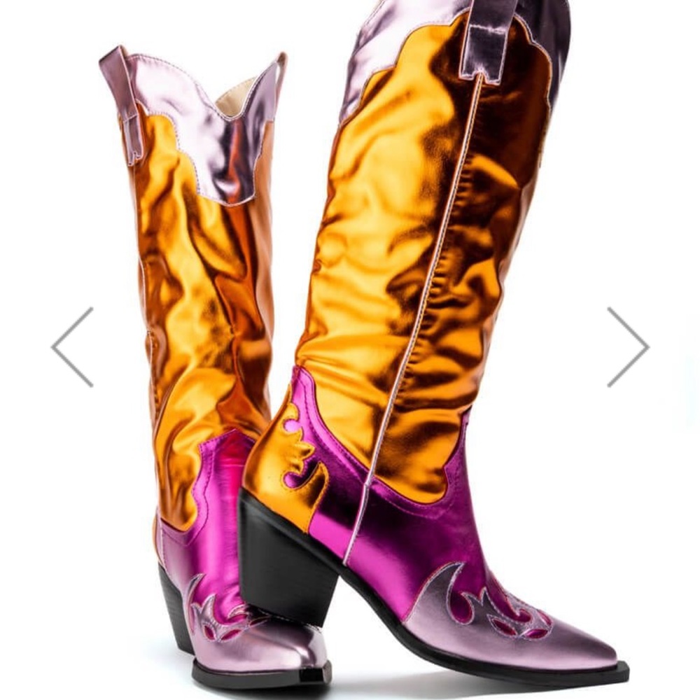 AKIRA Azalea Wang Spice It Up Chunky Western Boot (SOLD OUT)